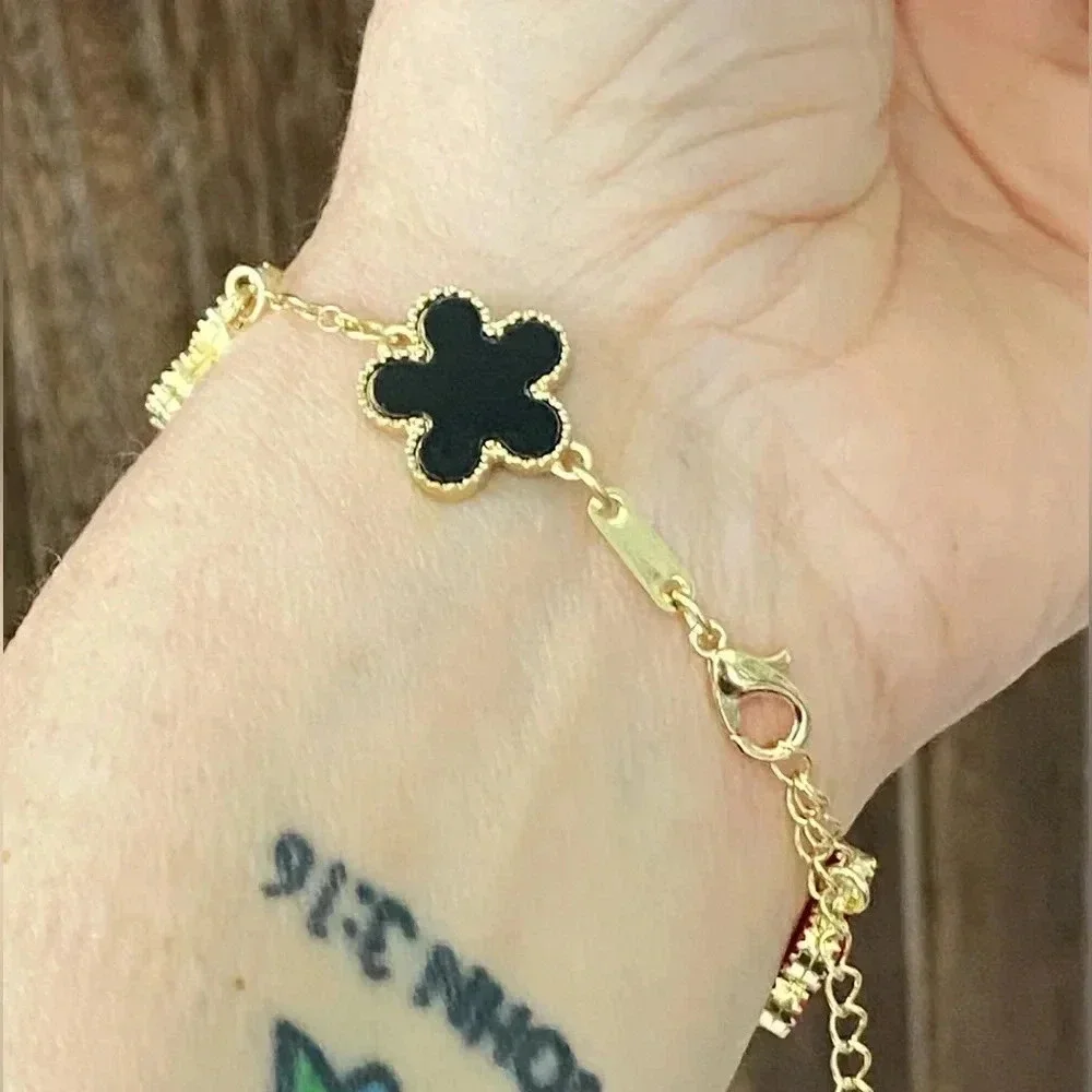 5 Lucky Clover Multicolor Charms Gold Tone Luxury Style Chain Bracelet NEW